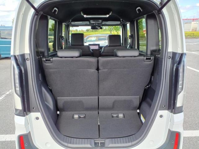 N-BOXカスタム ターボ 保証書/純正 9インチ SDナビ/フリップダウンモニター 純正 12.8インチ/両側電動スライドドア/シートヒーター 前席/車線逸脱防止支援システム/シート ハーフレザー バックカメラ 後席モニター(7枚目)