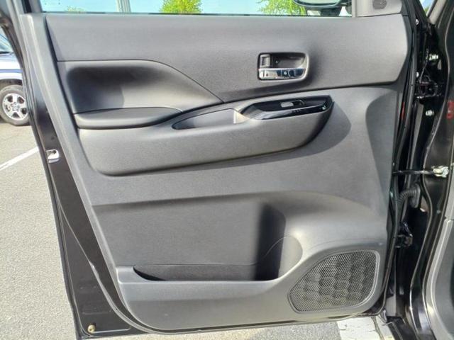 デリカミニ Ｇ　衝突安全装置／電動スライドドア／シートヒーター　前席／車線逸脱防止支援システム／パーキングアシスト　バックガイド／ヘッドランプ　ＬＥＤ／ＥＴＣ／ＥＢＤ付ＡＢＳ／横滑り防止装置　衝突被害軽減システム（27枚目）