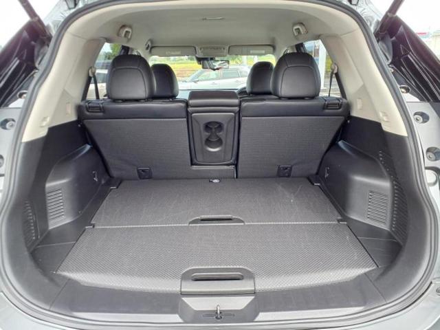 エクストレイル ４ＷＤ２０Ｘｉ　保証書／純正　ＳＤナビ／エマージェンシーブレーキ／アラウンドビューモニター／車線逸脱防止支援システム／シート　ハーフレザー／プロパイロット／電動バックドア／ドライブレコーダー　社外　全周囲カメラ（7枚目）