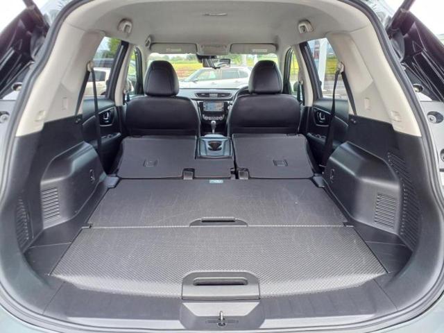 エクストレイル ４ＷＤ２０Ｘｉ　保証書／純正　ＳＤナビ／エマージェンシーブレーキ／アラウンドビューモニター／車線逸脱防止支援システム／シート　ハーフレザー／プロパイロット／電動バックドア／ドライブレコーダー　社外　全周囲カメラ（8枚目）