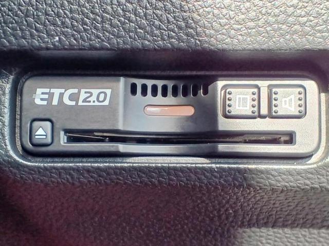 シビック ＲＳ　保証書／ディスプレイオーディオ／シートヒーター／車線逸脱防止支援システム／パーキングアシスト　バックガイド／ヘッドランプ　ＬＥＤ／Ｂｌｕｅｔｏｏｔｈ接続／ＥＴＣ／ＥＢＤ付ＡＢＳ　バックカメラ（15枚目）