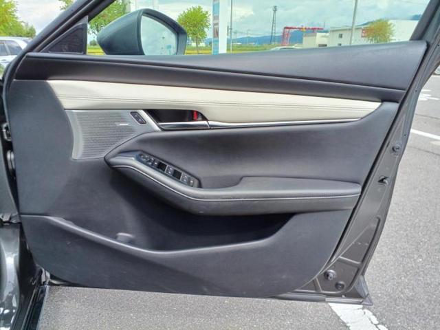 MAZDA3セダン XD Lパッケージ 新品タイヤ/BOSE/保証書/純正 SDナビ/衝突安全装置/シートヒーター/車線逸脱防止支援システム/シート 合皮/パーキングアシスト バックガイド/ドライブレコーダー 純正 衝突被害軽減システム(24枚目)