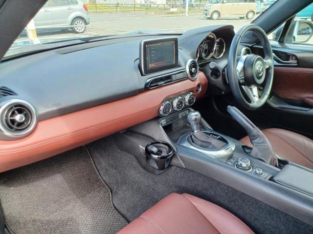 ロードスターRF VS BOSE/保証書/純正 SDナビ/シートヒーター/車線逸脱防止支援システム/シート フルレザー/ドライブレコーダー 社外/ヘッドランプ LED/USBジャック/Bluetooth接続/ETC 革シート(25枚目)