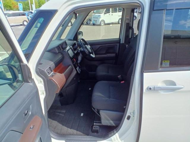 ルーミー G S 新品タイヤ/保証書/社外 SDナビ/衝突安全装置/両側電動スライドドア/車線逸脱防止支援システム/パーキングアシスト バックガイド/ヘッドランプ LED/Bluetooth接続 衝突被害軽減システム(5枚目)