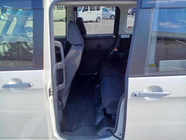 ルーミー G S 新品タイヤ/保証書/社外 SDナビ/衝突安全装置/両側電動スライドドア/車線逸脱防止支援システム/パーキングアシスト バックガイド/ヘッドランプ LED/Bluetooth接続 衝突被害軽減システム(6枚目)