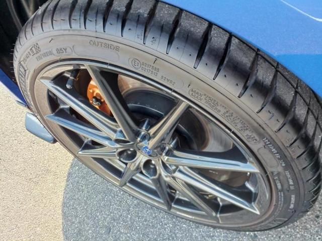 国産車から輸入車まで多様なお客様のニーズのお応えできるように、全国規模で豊富な在庫展開！車のことならＷＥＣＡＲＳへ！