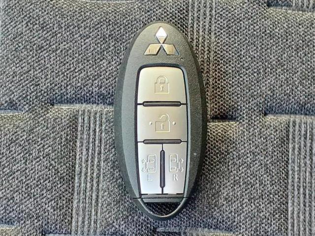 デリカミニ Tプレミアム 新品タイヤ/保証書/純正 9インチ メモリーナビ/デジタルルームミラー/イーアシスト(ミツビシ)/両側電動スライドドア/シートヒーター 前席/マルチアラウンドモニター/車線逸脱防止支援システム ターボ(39枚目)