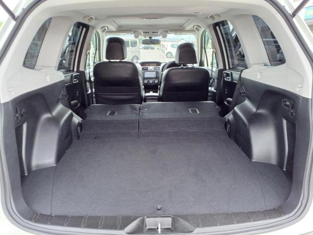 フォレスター 4WD2.0XTアイサイト サンルーフ/社外 SDナビ/アイサイト/シートヒーター 前席/車線逸脱防止支援システム/シート ハーフレザー/ヘッドランプ HID/Bluetooth接続/ETC/EBD付ABS/横滑り防止装置(8枚目)