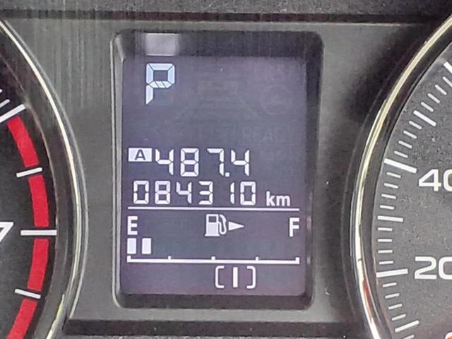 フォレスター 4WD2.0XTアイサイト サンルーフ/社外 SDナビ/アイサイト/シートヒーター 前席/車線逸脱防止支援システム/シート ハーフレザー/ヘッドランプ HID/Bluetooth接続/ETC/EBD付ABS/横滑り防止装置(12枚目)