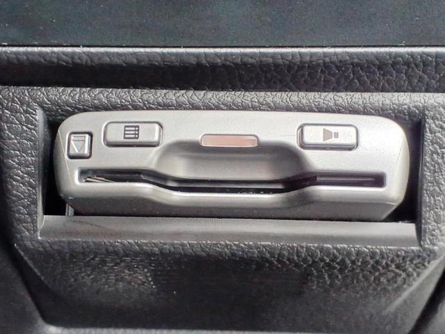 フォレスター 4WD2.0XTアイサイト サンルーフ/社外 SDナビ/アイサイト/シートヒーター 前席/車線逸脱防止支援システム/シート ハーフレザー/ヘッドランプ HID/Bluetooth接続/ETC/EBD付ABS/横滑り防止装置(15枚目)