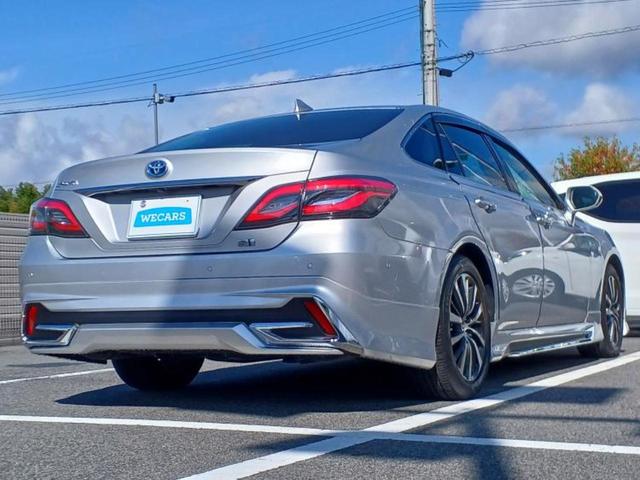 クラウンハイブリッド S Cパッケージ 純正エアロ/保証書/純正 8インチ SDナビ/衝突安全装置/シートヒーター/車線逸脱防止支援システム/シート フルレザー/ヘッドランプ LED/ETC/EBD付ABS/横滑り防止装置 革シート 記録簿(3枚目)