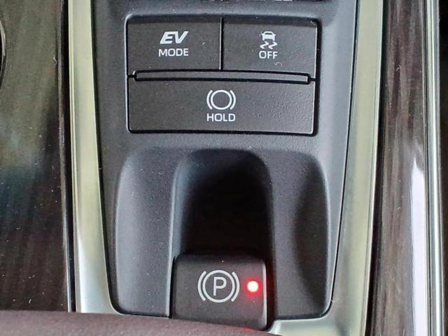 クラウンハイブリッド S Cパッケージ 純正エアロ/保証書/純正 8インチ SDナビ/衝突安全装置/シートヒーター/車線逸脱防止支援システム/シート フルレザー/ヘッドランプ LED/ETC/EBD付ABS/横滑り防止装置 革シート 記録簿(16枚目)