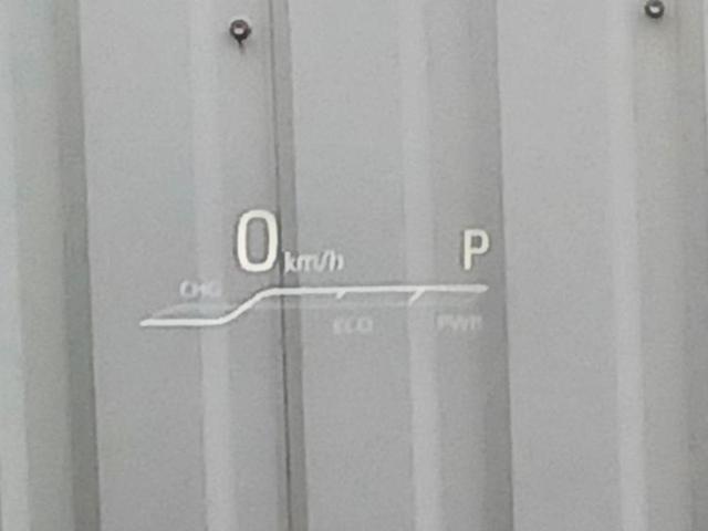 クラウンハイブリッド S Cパッケージ 純正エアロ/保証書/純正 8インチ SDナビ/衝突安全装置/シートヒーター/車線逸脱防止支援システム/シート フルレザー/ヘッドランプ LED/ETC/EBD付ABS/横滑り防止装置 革シート 記録簿(18枚目)