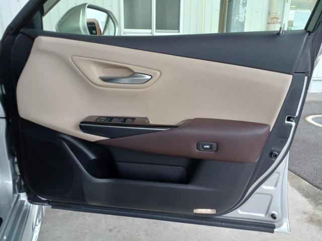 クラウンハイブリッド S Cパッケージ 純正エアロ/保証書/純正 8インチ SDナビ/衝突安全装置/シートヒーター/車線逸脱防止支援システム/シート フルレザー/ヘッドランプ LED/ETC/EBD付ABS/横滑り防止装置 革シート 記録簿(24枚目)