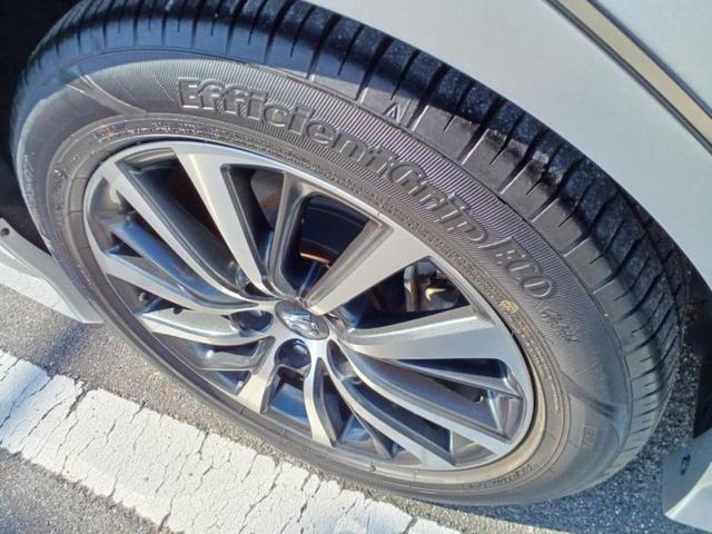 クラウンハイブリッド S Cパッケージ 純正エアロ/保証書/純正 8インチ SDナビ/衝突安全装置/シートヒーター/車線逸脱防止支援システム/シート フルレザー/ヘッドランプ LED/ETC/EBD付ABS/横滑り防止装置 革シート 記録簿(50枚目)