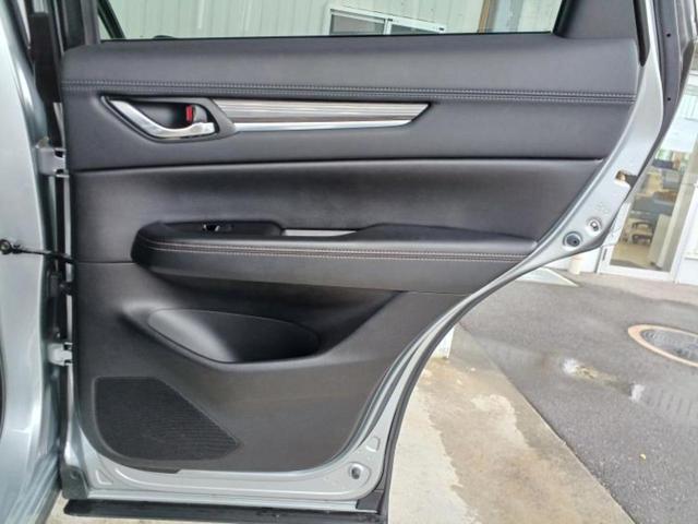 ＣＸ－５ ＸＤ　Ｌパッケージ　ＢＯＳＥ／保証書／純正　ＳＤナビ／衝突安全装置／シートヒーター／車線逸脱防止支援システム／シート　フルレザー／電動バックドア／ヘッドランプ　ＬＥＤ／Ｂｌｕｅｔｏｏｔｈ接続／ＥＴＣ／ＥＢＤ付ＡＢＳ（26枚目）