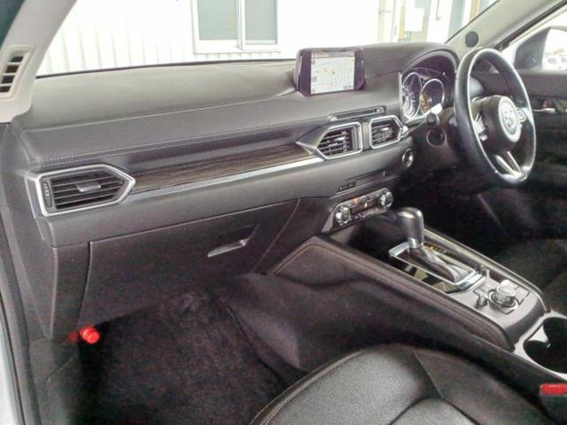 ＣＸ－５ ＸＤ　Ｌパッケージ　ＢＯＳＥ／保証書／純正　ＳＤナビ／衝突安全装置／シートヒーター／車線逸脱防止支援システム／シート　フルレザー／電動バックドア／ヘッドランプ　ＬＥＤ／Ｂｌｕｅｔｏｏｔｈ接続／ＥＴＣ／ＥＢＤ付ＡＢＳ（31枚目）