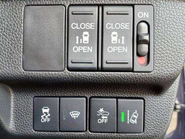 フリード Gブラックスタイル 純正 9インチ ナビ/ホンダセンシング/両側電動スライドドア/シートヒーター/車線逸脱防止支援システム/パーキングアシスト バックガイド/ヘッドランプ LED/Bluetooth接続 バックカメラ(16枚目)