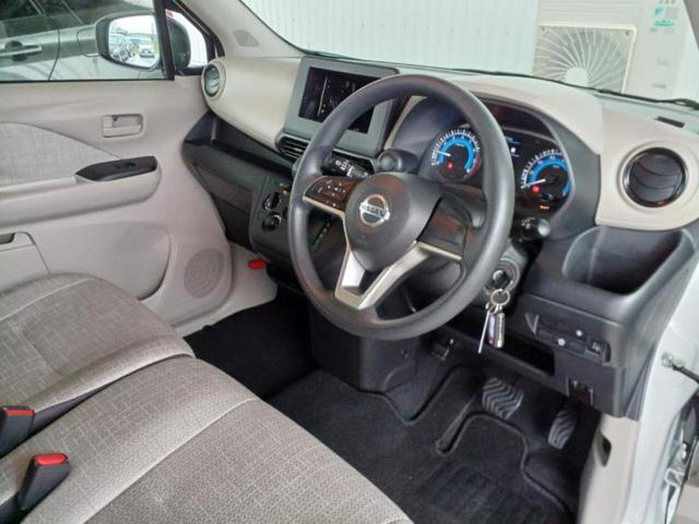 デイズ Ｓ　保証書／ＥＢＤ付ＡＢＳ／アイドリングストップ／禁煙車／パワーウインドウ／オートライト／マニュアルエアコン／取扱説明書／アクセサリーソケット／ヘッドライトレベライザー　レンタカーアップ（30枚目）