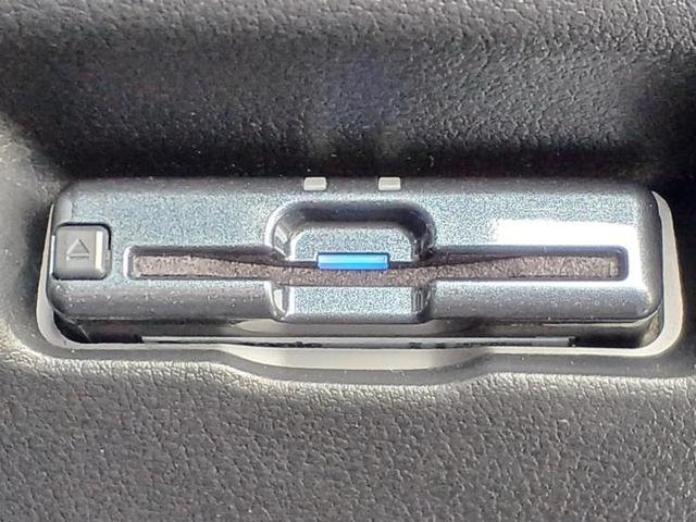 MAZDA3ファストバック 20Sプロアクティブツーリングセレクション エアロ/保証書/純正 SDナビ/衝突安全装置/シートヒーター/360°ビューモニター/車線逸脱防止支援システム/ヘッドランプ LED/Bluetooth接続/ETC/EBD付ABS/横滑り防止装置(16枚目)