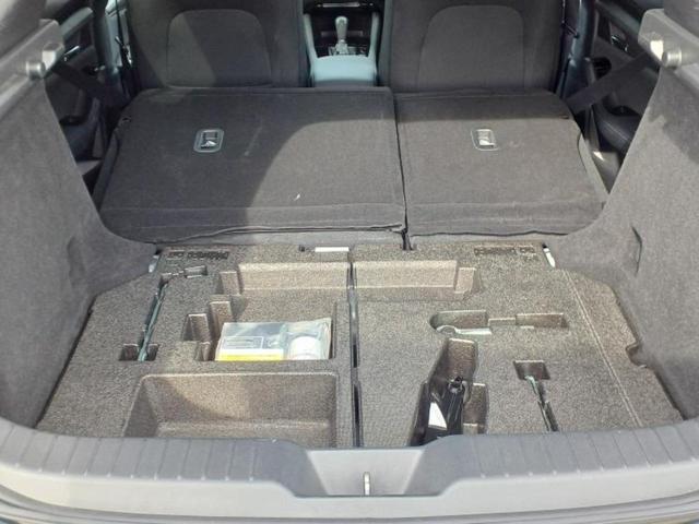 MAZDA3ファストバック 20Sプロアクティブツーリングセレクション エアロ/保証書/純正 SDナビ/衝突安全装置/シートヒーター/360°ビューモニター/車線逸脱防止支援システム/ヘッドランプ LED/Bluetooth接続/ETC/EBD付ABS/横滑り防止装置(29枚目)