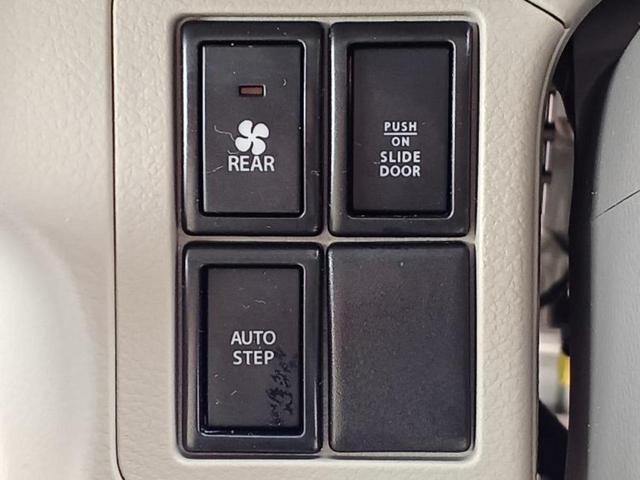 国産車から輸入車まで多様なお客様のニーズのお応えできるように、全国規模で豊富な在庫展開！車のことならＷＥＣＡＲＳへ！