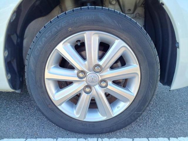 パッソ プラスハナＧパッケージ　新品タイヤ／社外　ＨＤＤナビ／ＥＴＣ／ＥＢＤ付ＡＢＳ／横滑り防止装置／アイドリングストップ／バックモニター／フルセグＴＶ／禁煙車／エアバッグ　運転席／エアバッグ　助手席　バックカメラ　盗難防止装置（42枚目）