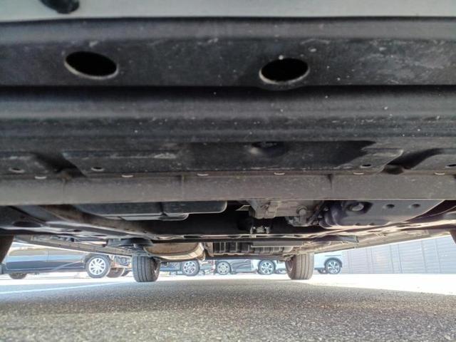 セレナ ハイウェイスターＶ　新品タイヤ／純正　９インチ　メモリーナビ／インテリジェントルームミラー／エマージェンシーブレーキ／両側電動スライドドア／アラウンドビューモニター／車線逸脱防止支援システム／プロパイロット　全周囲カメラ（42枚目）