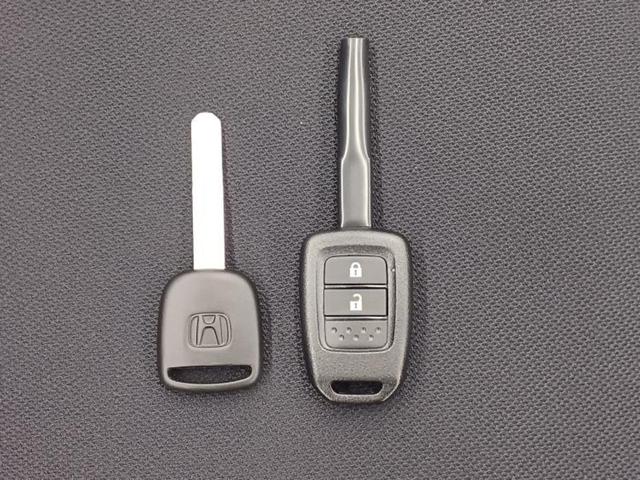 Ｎ－ＶＡＮ Ｇ　保証書／ホンダセンシング／車線逸脱防止支援システム／ＥＢＤ付ＡＢＳ／横滑り防止装置／アイドリングストップ／エアバッグ　運転席／エアバッグ　助手席／パワーウインドウ／キーレススタート／オートエアコン（33枚目）