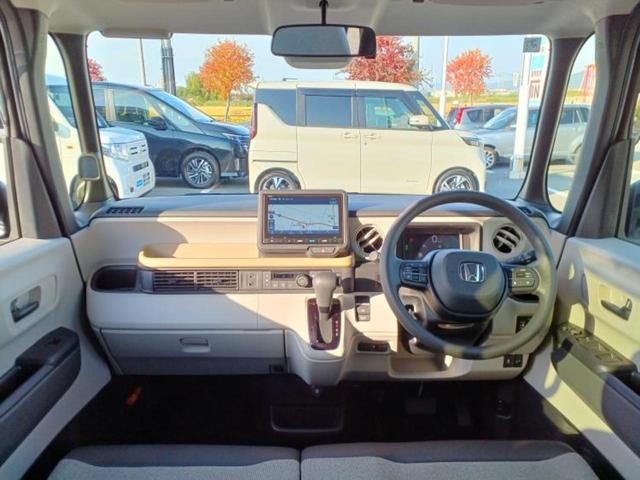 Ｎ－ＢＯＸ ヒョウジュン　新品タイヤ／保証書／純正　８インチ　ナビ／ホンダセンシング／電動スライドドア／車線逸脱防止支援システム／ヘッドランプ　ＬＥＤ／Ｂｌｕｅｔｏｏｔｈ接続／ＥＴＣ／ＥＢＤ付ＡＢＳ／横滑り防止装置（4枚目）