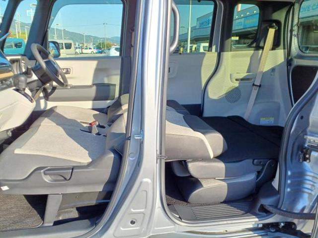 Ｎ－ＢＯＸ ヒョウジュン　新品タイヤ／保証書／純正　８インチ　ナビ／ホンダセンシング／電動スライドドア／車線逸脱防止支援システム／ヘッドランプ　ＬＥＤ／Ｂｌｕｅｔｏｏｔｈ接続／ＥＴＣ／ＥＢＤ付ＡＢＳ／横滑り防止装置（23枚目）