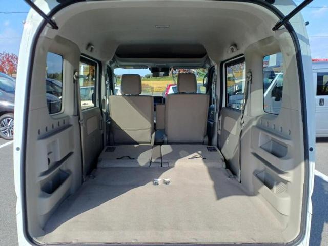 エブリイワゴン PZターボ 新品タイヤ/保証書/ディスプレイオーディオ/衝突安全装置/電動スライドドア/ETC/EBD付ABS/横滑り防止装置/エアバッグ 運転席/エアバッグ 助手席/アルミホイール 純正 14インチ 記録簿(8枚目)