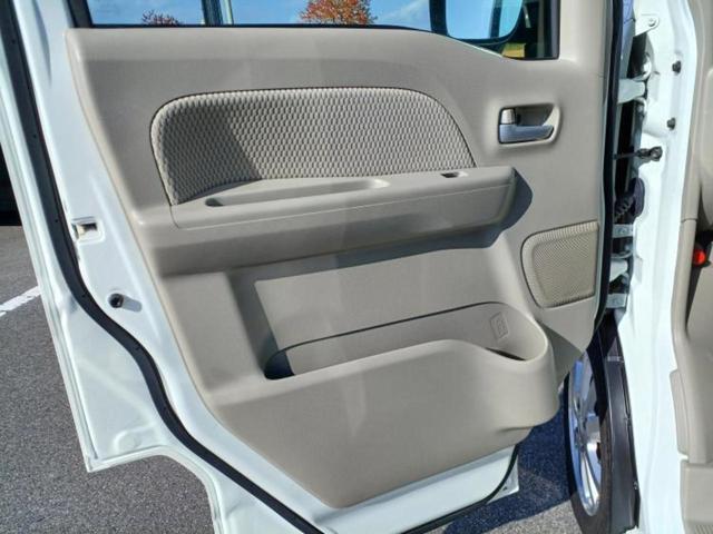 エブリイワゴン PZターボ 新品タイヤ/保証書/ディスプレイオーディオ/衝突安全装置/電動スライドドア/ETC/EBD付ABS/横滑り防止装置/エアバッグ 運転席/エアバッグ 助手席/アルミホイール 純正 14インチ 記録簿(27枚目)