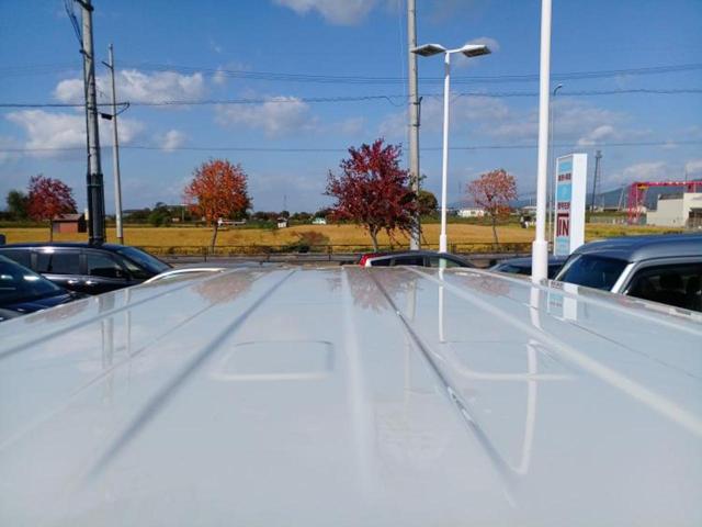 エブリイワゴン ＰＺターボ　新品タイヤ／保証書／ディスプレイオーディオ／衝突安全装置／電動スライドドア／ＥＴＣ／ＥＢＤ付ＡＢＳ／横滑り防止装置／エアバッグ　運転席／エアバッグ　助手席／アルミホイール　純正　１４インチ　記録簿（40枚目）