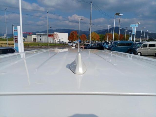 ヴォクシー Ｓ－Ｚ　モデリスタエアロ／保証書／ディスプレイオーディオ１０．５インチ／フリップダウンモニター　純正　１４インチ／デジタルインナーミラー／トヨタセーフティセンス／両側電動スライドドア／シートヒーター　ＥＴＣ（45枚目）