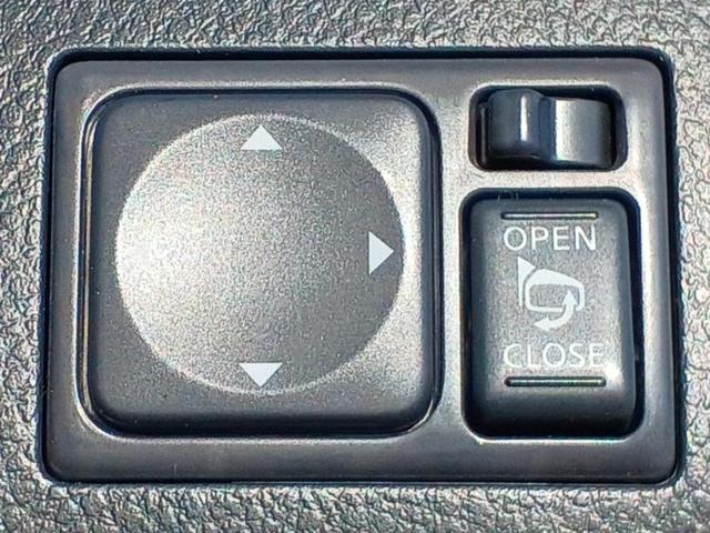 セレナ ライダーブラックラインHV 純正 8インチ SDナビ/フリップダウンモニター 純正 10.2インチ/両側電動スライドドア/ヘッドランプ HID/ETC/EBD付ABS/横滑り防止装置/アイドリングストップ ローダウン 記録簿(35枚目)