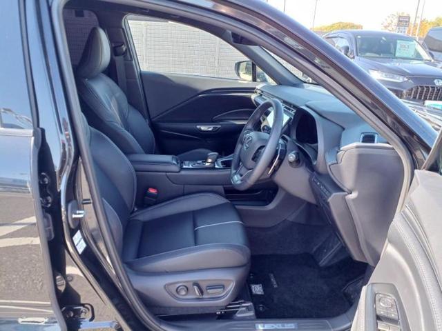 LBX リラックス 純正エアロ/保証書/ディスプレイオーディオ10インチ/シートヒーター/全方位モニター/車線逸脱防止支援システム/パーキングアシスト バックガイド/電動バックドア アダプティブクルーズコントロール TV(19枚目)