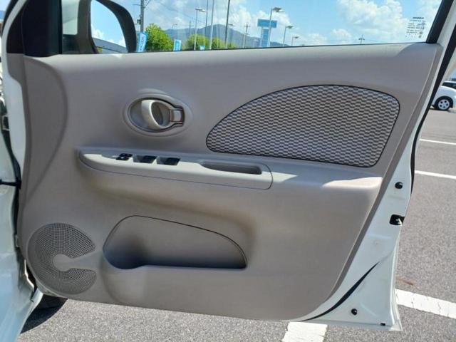 ＷＥＣＡＲＳでは各商談席に大型モニターをご用意しております！見やすい大画面でゆったりと全国の在庫をご覧いただけます！是非ご来店お待ちしております！