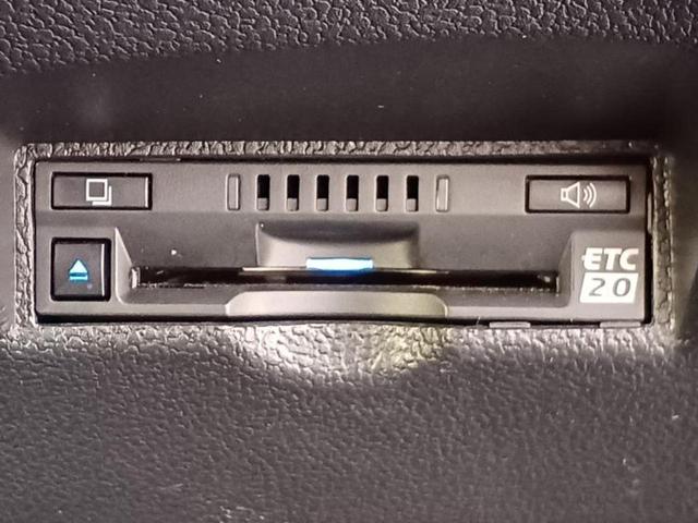 プリウス Ｓツーリングセレクション　新品タイヤ／純正エアロ／保証書／ディスプレイオーディオ＋ナビ８インチ／衝突安全装置／シートヒーター／車線逸脱防止支援システム／シート　合皮／ヘッドランプ　ＬＥＤ／ＵＳＢジャック　衝突被害軽減システム（15枚目）