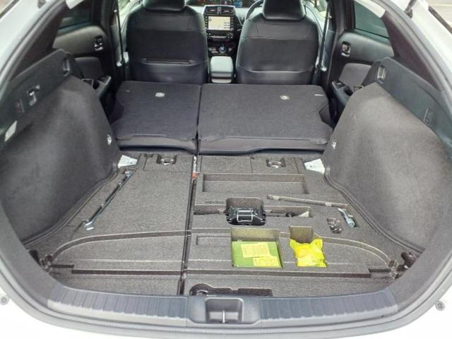 プリウス Ｓツーリングセレクション　新品タイヤ／純正エアロ／保証書／ディスプレイオーディオ＋ナビ８インチ／衝突安全装置／シートヒーター／車線逸脱防止支援システム／シート　合皮／ヘッドランプ　ＬＥＤ／ＵＳＢジャック　衝突被害軽減システム（29枚目）