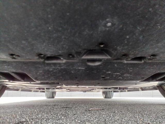 プリウス Ｓツーリングセレクション　新品タイヤ／純正エアロ／保証書／ディスプレイオーディオ＋ナビ８インチ／衝突安全装置／シートヒーター／車線逸脱防止支援システム／シート　合皮／ヘッドランプ　ＬＥＤ／ＵＳＢジャック　衝突被害軽減システム（41枚目）