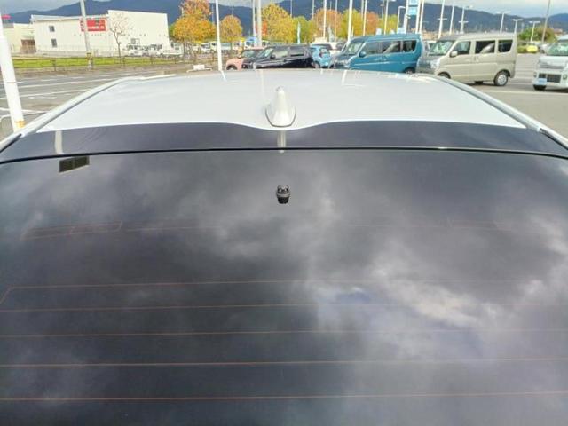 プリウス Ｓツーリングセレクション　新品タイヤ／純正エアロ／保証書／ディスプレイオーディオ＋ナビ８インチ／衝突安全装置／シートヒーター／車線逸脱防止支援システム／シート　合皮／ヘッドランプ　ＬＥＤ／ＵＳＢジャック　衝突被害軽減システム（43枚目）