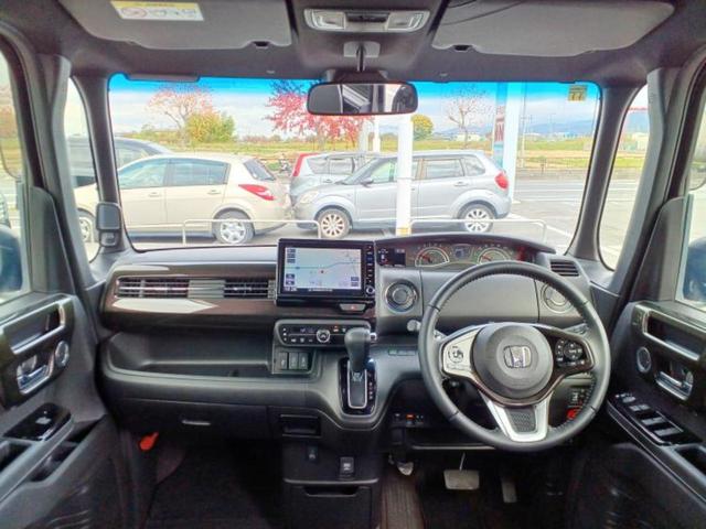 Ｎ－ＢＯＸカスタム Ｇ・Ｌターボホンダセンシング　保証書／純正　８インチ　ＳＤナビ／衝突安全装置／両側電動スライドドア／車線逸脱防止支援システム／パーキングアシスト　バックガイド／ヘッドランプ　ＬＥＤ／Ｂｌｕｅｔｏｏｔｈ接続／ＥＴＣ　バックカメラ（4枚目）