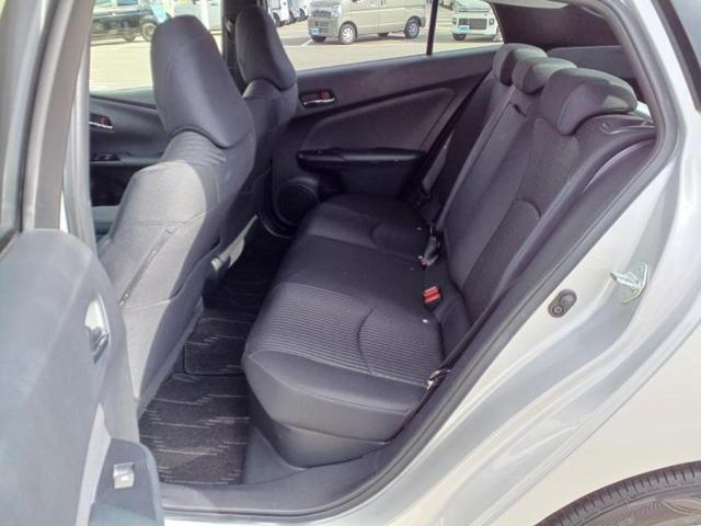 プリウス Ｓセーフティプラス　保証書／純正　ＳＤナビ／衝突安全装置／車線逸脱防止支援システム／パーキングアシスト　バックガイド／パーキングアシスト　自動操舵／ヘッドランプ　ＬＥＤ／Ｂｌｕｅｔｏｏｔｈ接続／ＥＴＣ　バックカメラ（6枚目）