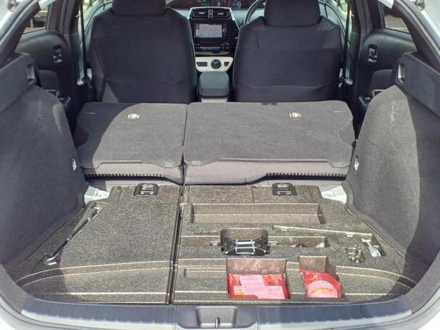 プリウス Ｓセーフティプラス　保証書／純正　ＳＤナビ／衝突安全装置／車線逸脱防止支援システム／パーキングアシスト　バックガイド／パーキングアシスト　自動操舵／ヘッドランプ　ＬＥＤ／Ｂｌｕｅｔｏｏｔｈ接続／ＥＴＣ　バックカメラ（29枚目）