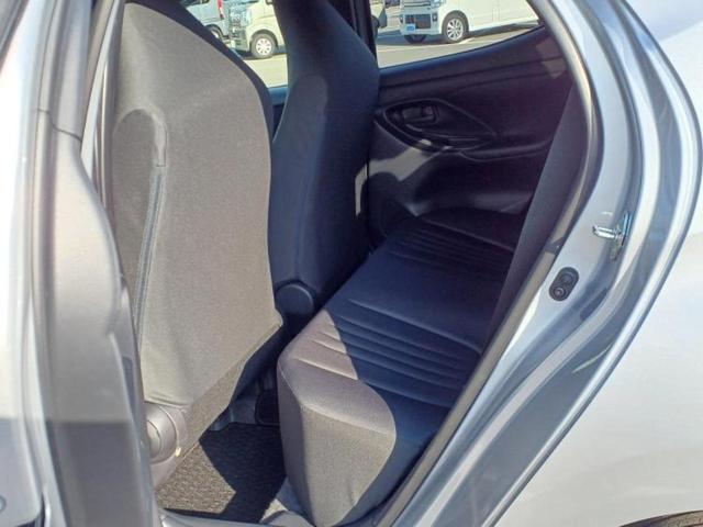 ヤリス Ｘ　保証書／ディスプレイオーディオ＋ナビ／衝突安全装置／車線逸脱防止支援システム／パーキングアシスト　バックガイド／Ｂｌｕｅｔｏｏｔｈ接続／ＥＴＣ／ＥＢＤ付ＡＢＳ／横滑り防止装置　衝突被害軽減システム（6枚目）