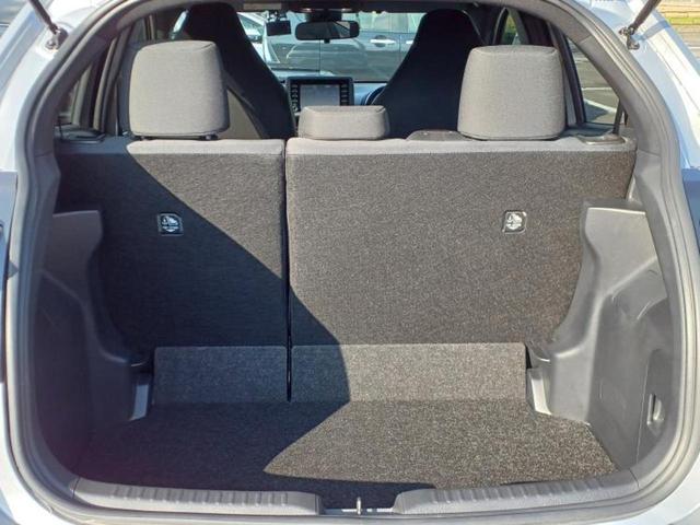 ヤリス Ｘ　保証書／ディスプレイオーディオ＋ナビ／衝突安全装置／車線逸脱防止支援システム／パーキングアシスト　バックガイド／Ｂｌｕｅｔｏｏｔｈ接続／ＥＴＣ／ＥＢＤ付ＡＢＳ／横滑り防止装置　衝突被害軽減システム（7枚目）