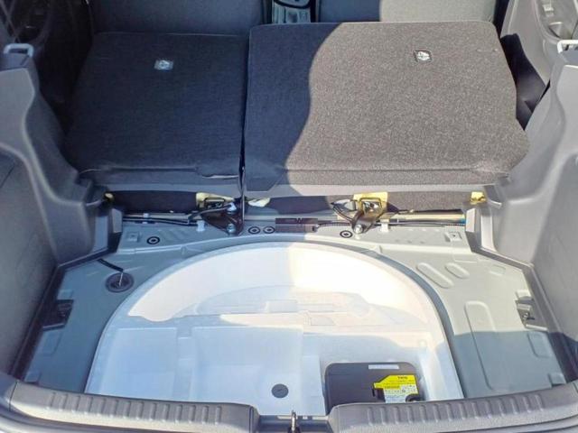 ヤリス Ｘ　保証書／ディスプレイオーディオ＋ナビ／衝突安全装置／車線逸脱防止支援システム／パーキングアシスト　バックガイド／Ｂｌｕｅｔｏｏｔｈ接続／ＥＴＣ／ＥＢＤ付ＡＢＳ／横滑り防止装置　衝突被害軽減システム（29枚目）