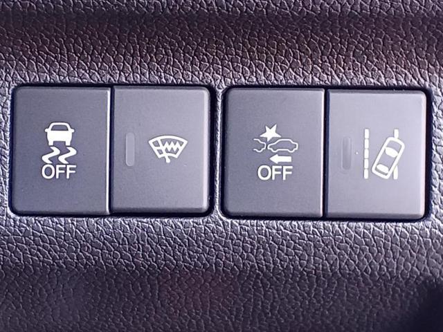 フリードハイブリッド ハイブリッドクロスターホンダセンシング　新品タイヤ／保証書／純正　９インチ　ＳＤナビ／衝突安全装置／両側電動スライドドア／車線逸脱防止支援システム／シート　ハーフレザー／パーキングアシスト　バックガイド／ヘッドランプ　ＬＥＤ　バックカメラ（17枚目）