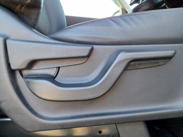 フリードハイブリッド ハイブリッドクロスターホンダセンシング　新品タイヤ／保証書／純正　９インチ　ＳＤナビ／衝突安全装置／両側電動スライドドア／車線逸脱防止支援システム／シート　ハーフレザー／パーキングアシスト　バックガイド／ヘッドランプ　ＬＥＤ　バックカメラ（18枚目）